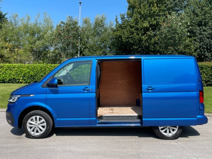 2025 Volkswagen Transporter