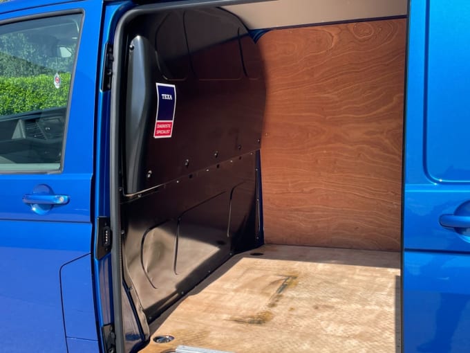 2025 Volkswagen Transporter