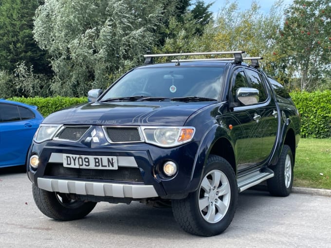 2025 Mitsubishi L200