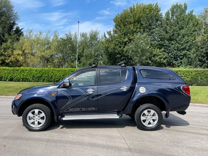 2025 Mitsubishi L200