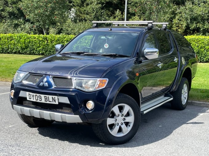 2025 Mitsubishi L200