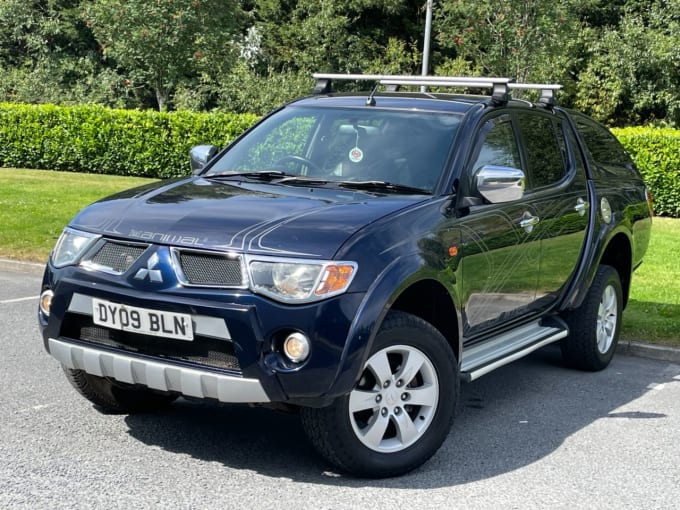 2025 Mitsubishi L200