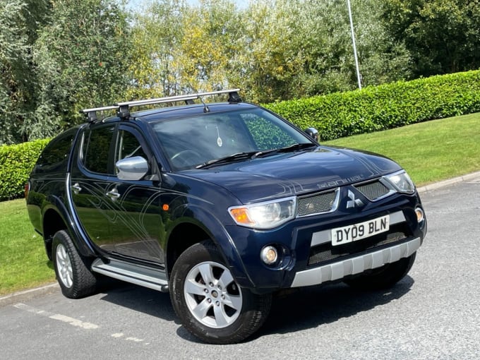 2025 Mitsubishi L200