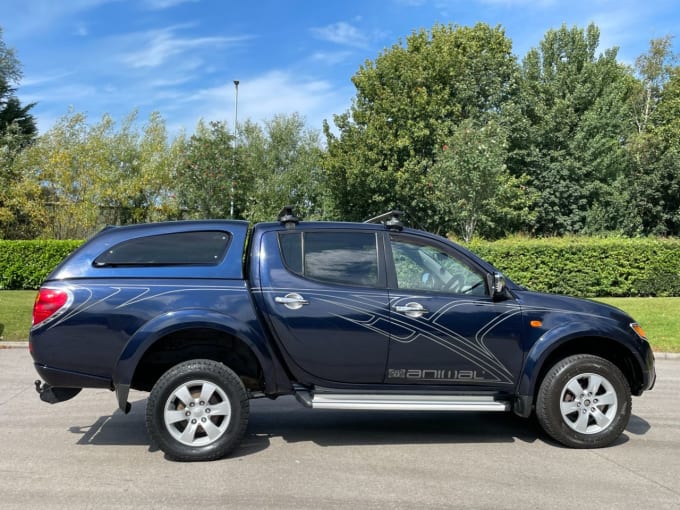 2025 Mitsubishi L200