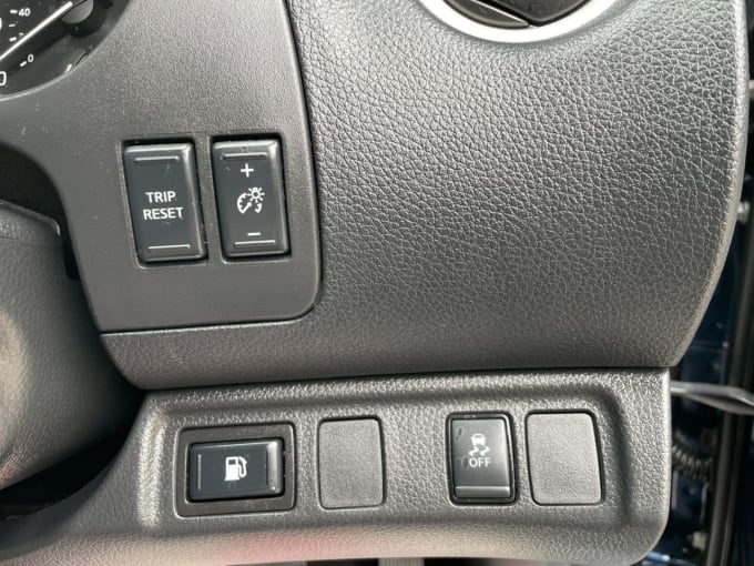 2025 Nissan Navara