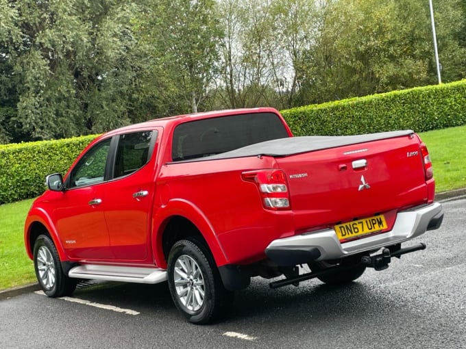 2017 Mitsubishi L200