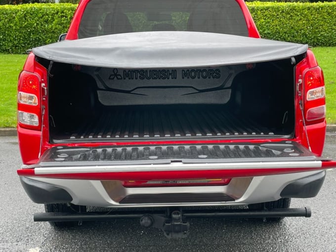 2017 Mitsubishi L200