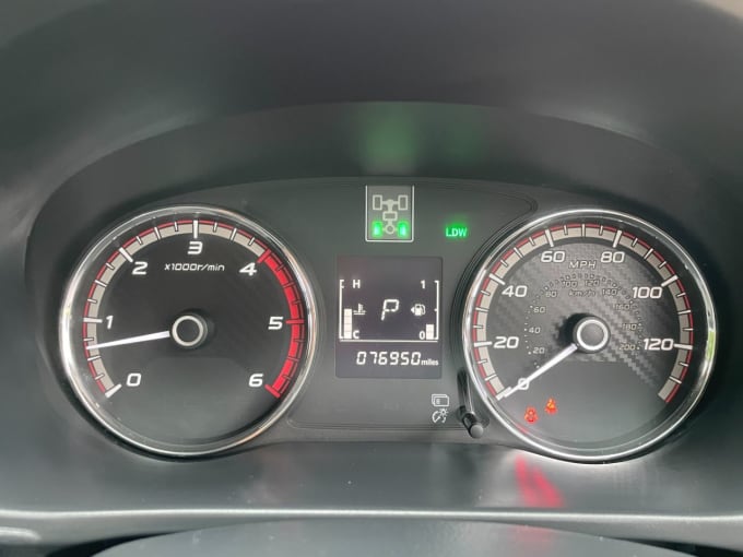 2017 Mitsubishi L200