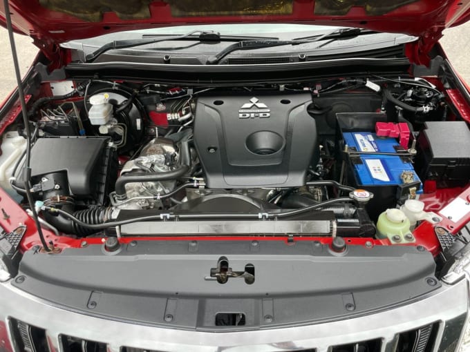 2017 Mitsubishi L200