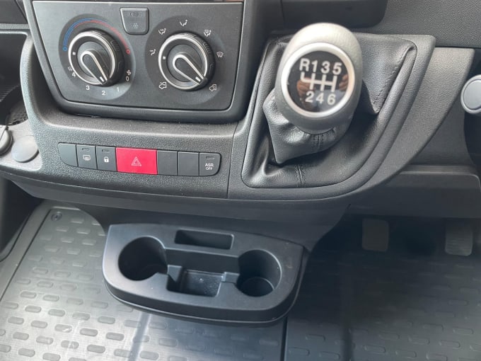 2024 Vauxhall Movano