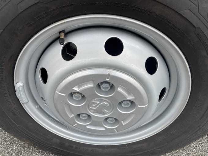 2024 Vauxhall Movano