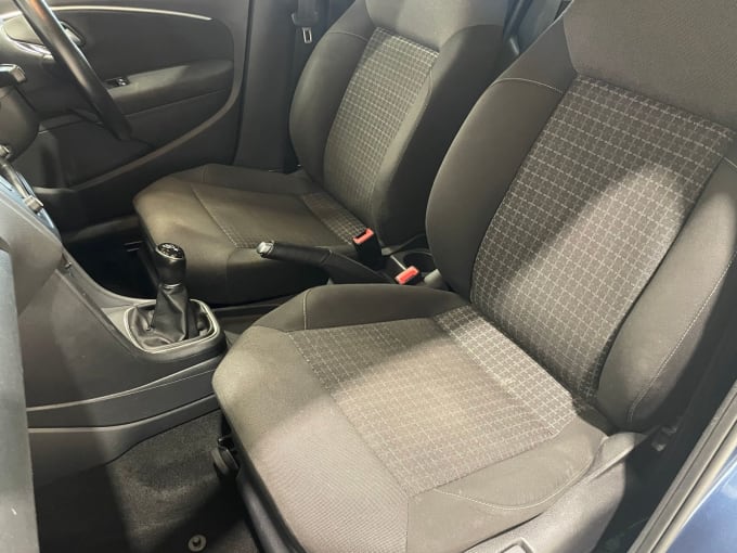 2015 Volkswagen Polo