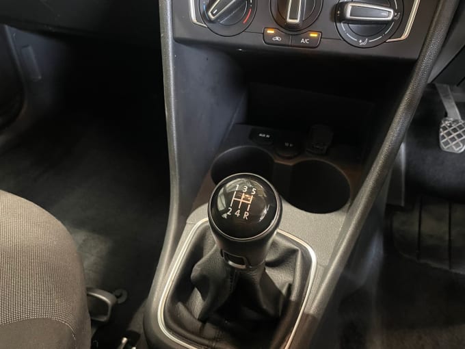 2015 Volkswagen Polo