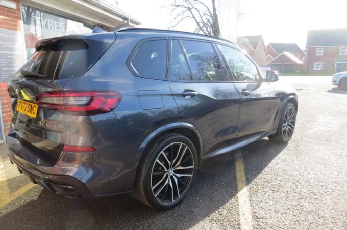 2025 BMW X5