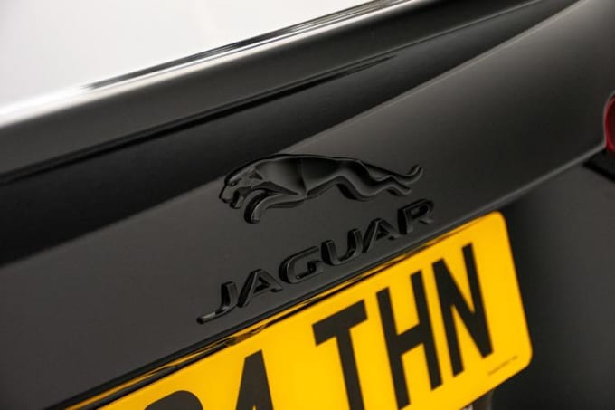 2024 Jaguar Xe