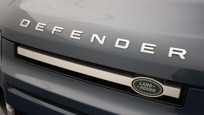 2024 Land Rover Defender 90