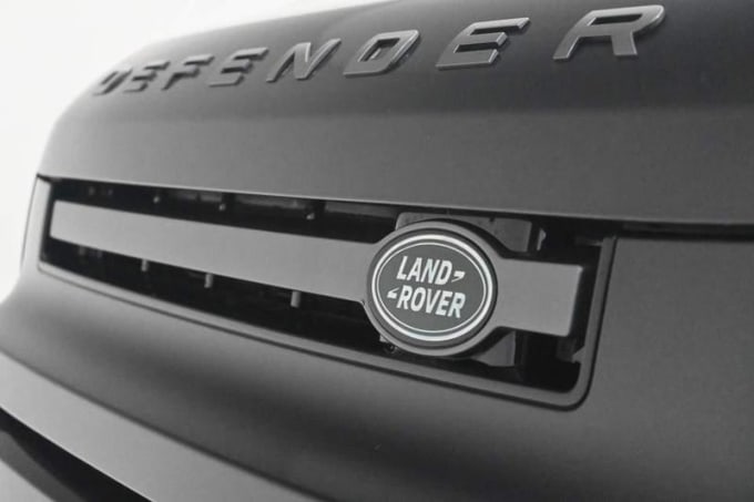 2024 Land Rover Defender 130