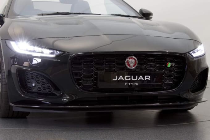 2024 Jaguar F-type