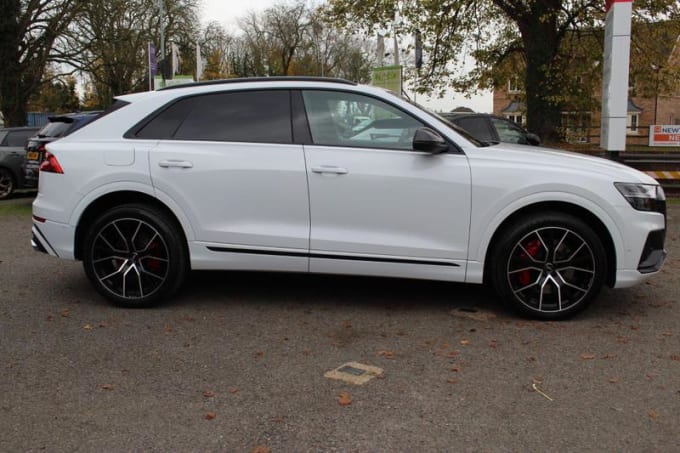 2019 Audi Q8