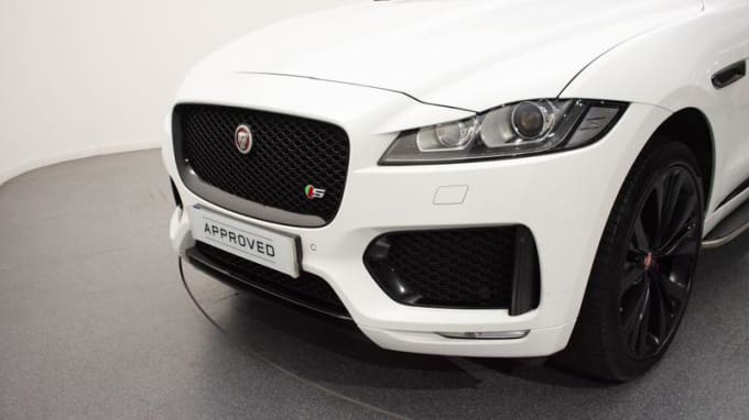 2024 Jaguar F-pace