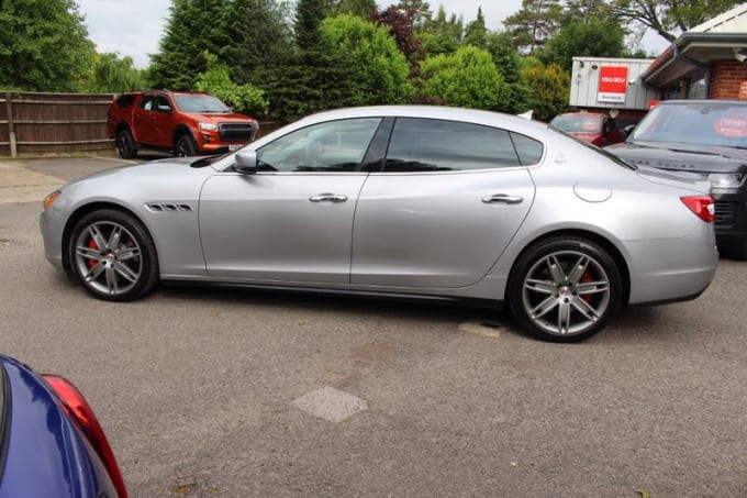 2024 Maserati Quattroporte