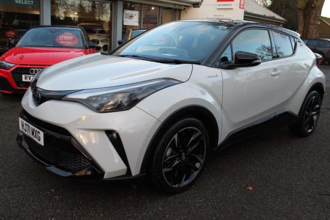 2024 Toyota C-hr