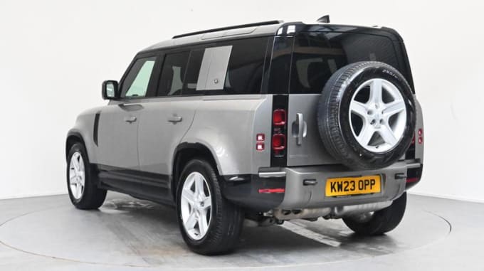 2024 Land Rover Defender 110