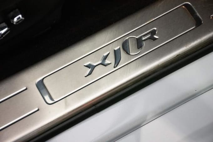 2016 Jaguar Xj
