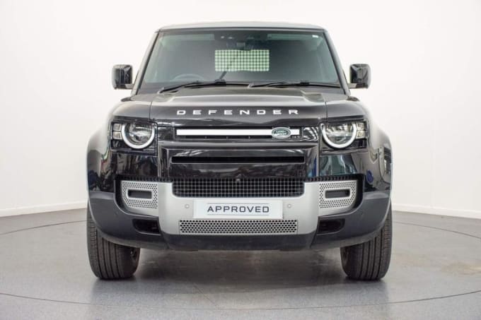 2024 Land Rover Defender 90