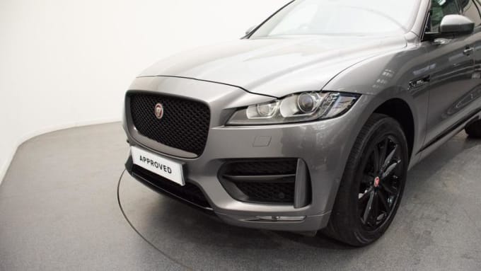 2025 Jaguar F-pace