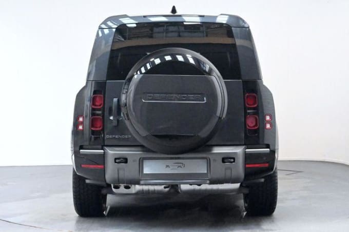 2024 Land Rover Defender 130