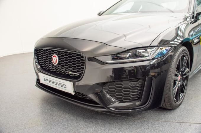 2024 Jaguar Xe