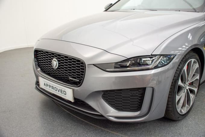 2024 Jaguar Xe