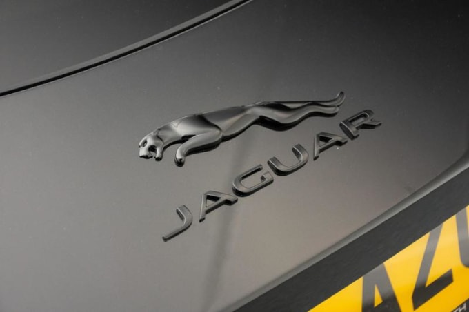 2024 Jaguar F-type