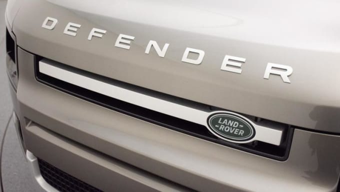 2024 Land Rover Defender 90