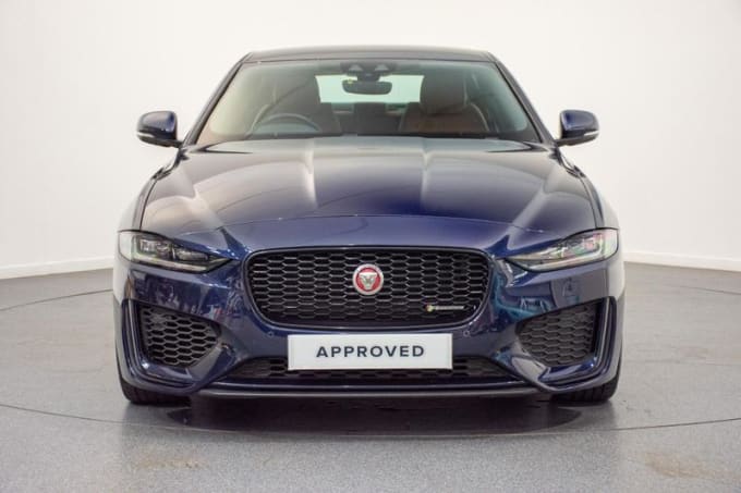 2024 Jaguar Xe