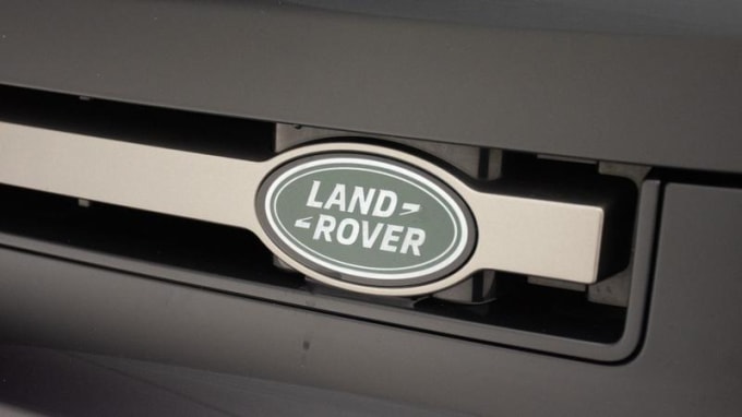 2024 Land Rover Defender 90