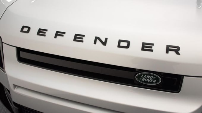 2024 Land Rover Defender 110