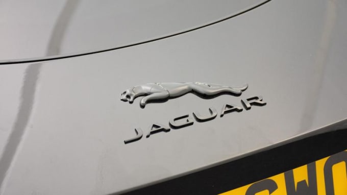 2024 Jaguar F-type