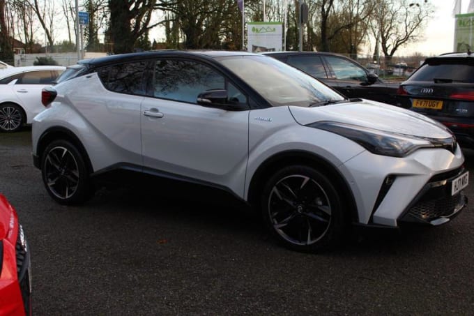 2024 Toyota C-hr