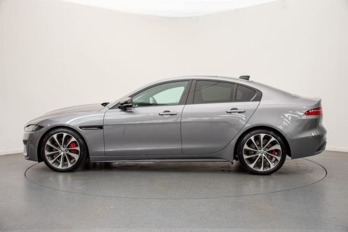 2024 Jaguar Xe