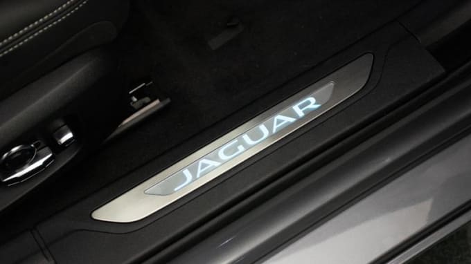 2024 Jaguar Xf