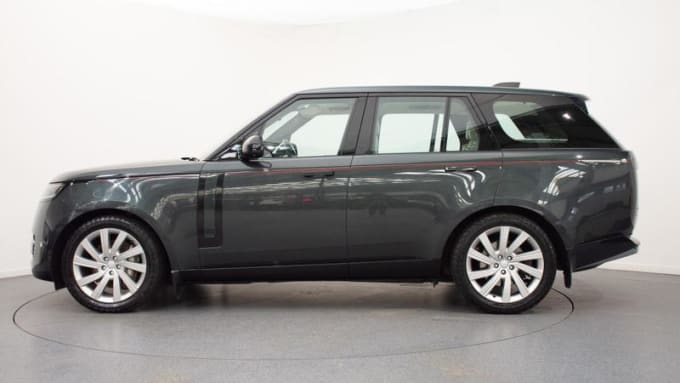 2025 Land Rover Range Rover