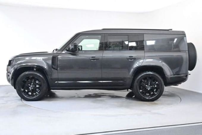 2024 Land Rover Defender 130