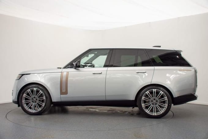 2024 Land Rover Range Rover