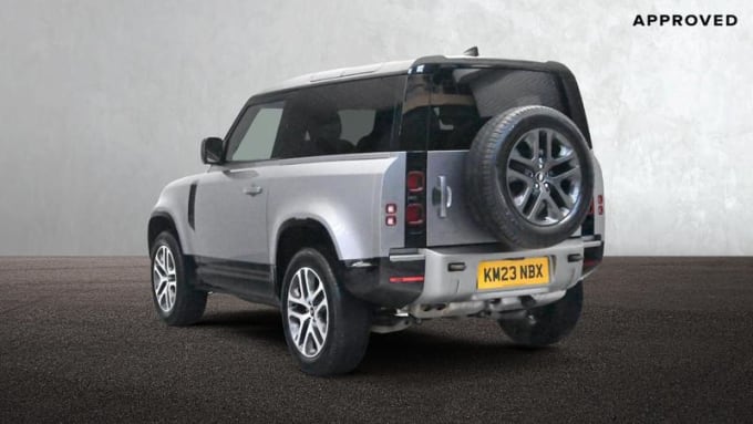 2024 Land Rover Defender 90