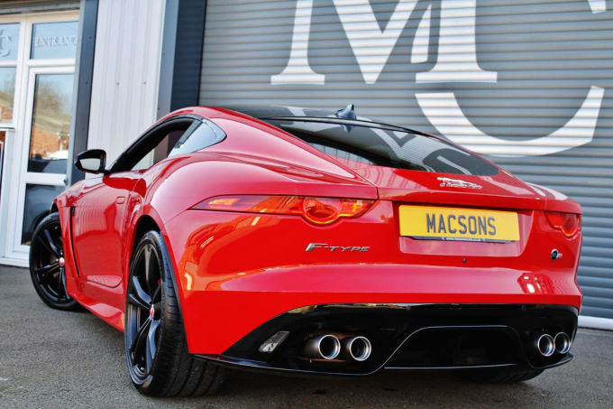2016 Jaguar F-type