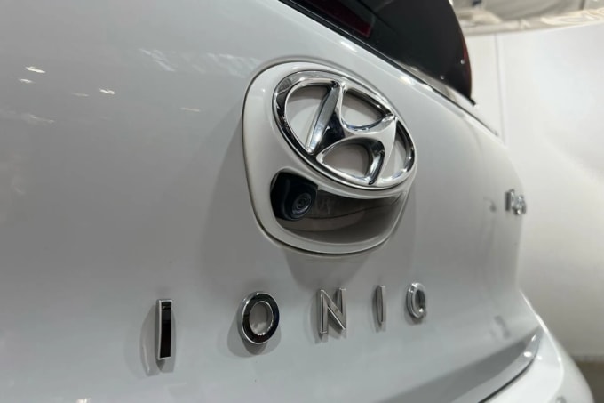 2021 Hyundai Ioniq