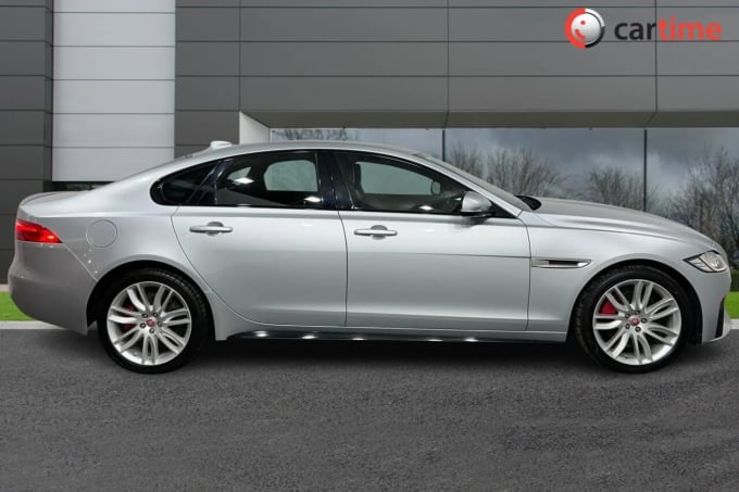 2020 Jaguar Xf