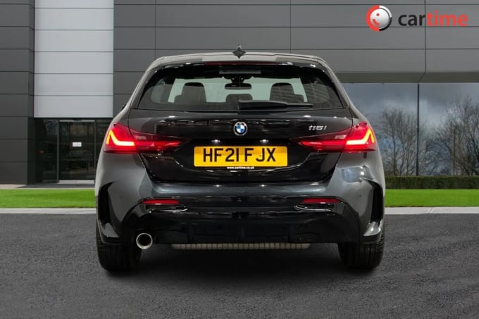 2021 BMW 1 Series